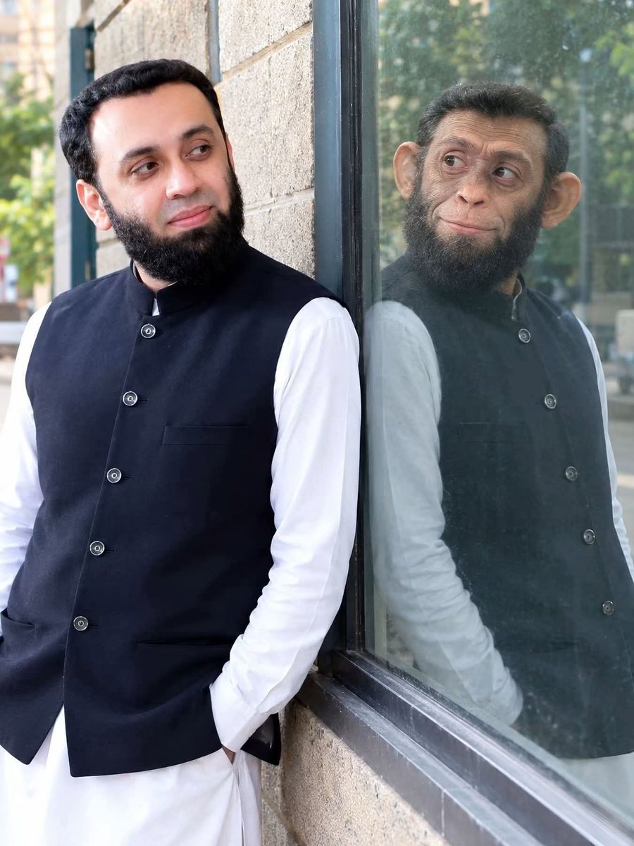 IsrarMaqbool4's tweet photo. کیسا لگا 27 تاریخ والا لولی پاپ؟🍭🤣🙈🙈🙈 https://t.co/hcXbRdKIlf