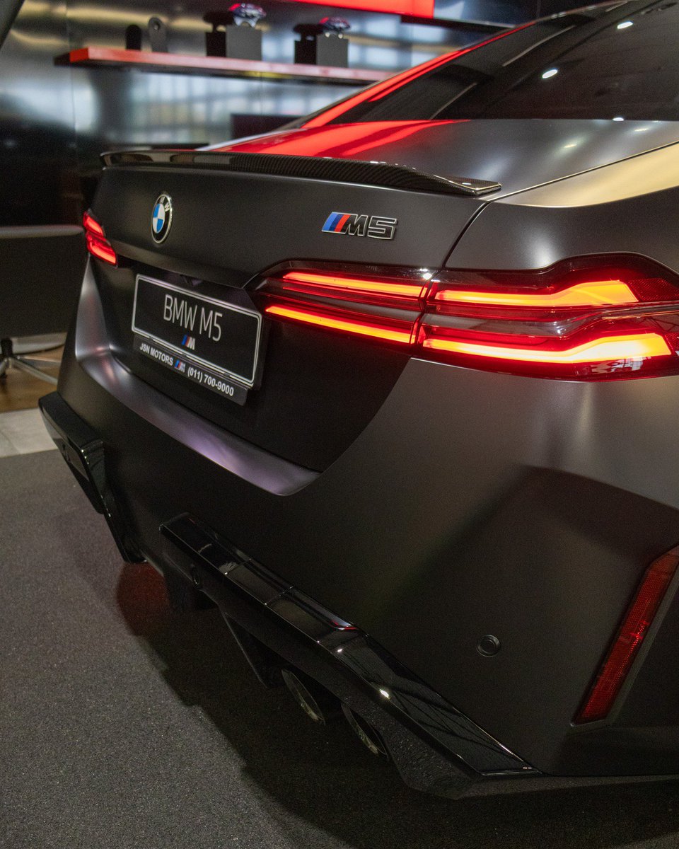 Silentboc's tweet photo. BMW M5 🔥🔥🔥 https://t.co/HEMN38vUXB