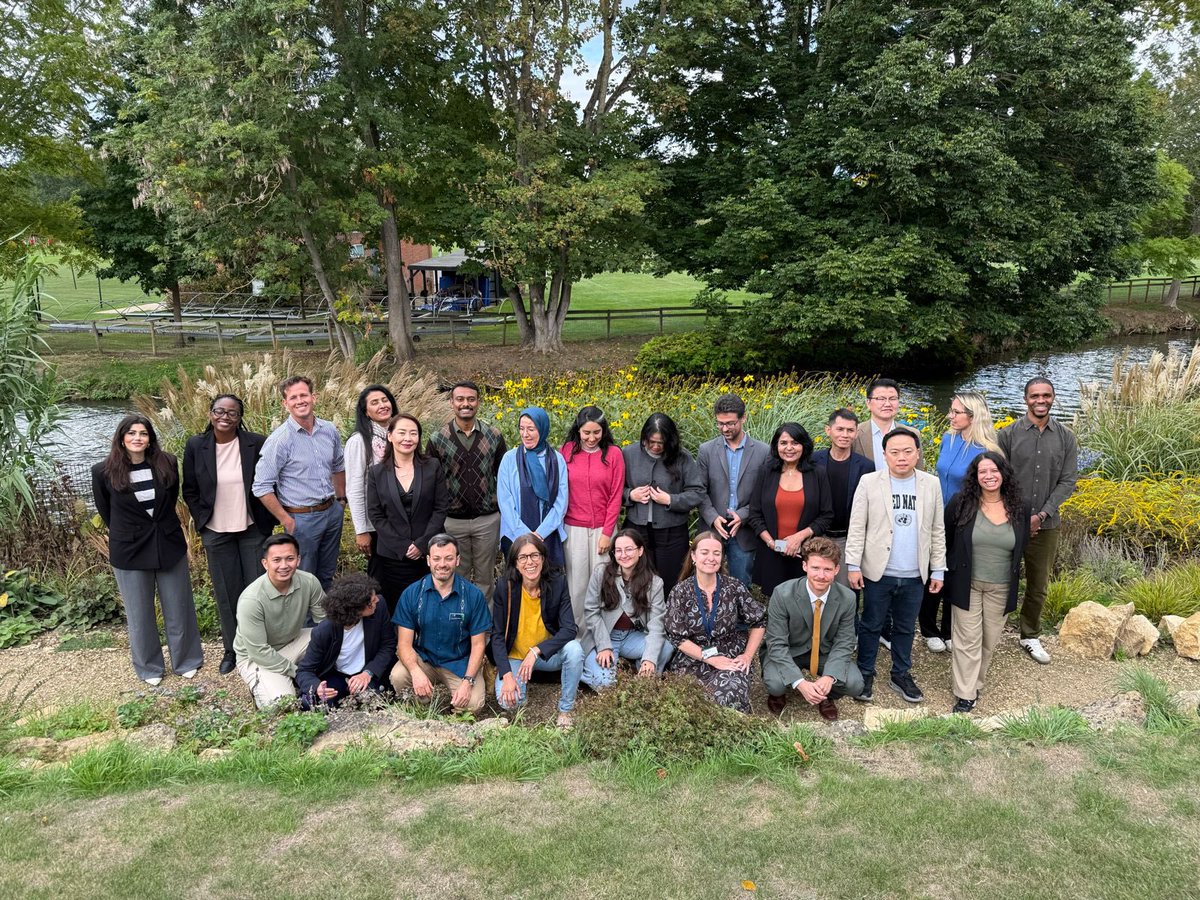 DrShubhaSandill's tweet photo. Interactive &amp; engaging discussions focused on political, economic, environmental &amp; technological forces reshaping our world, and how to build economies &amp; organizations that are resilient, competitive, inclusive &amp; sustainable in the face of rapid global change @UniofOxford https://t.co/RRrijEV0iI