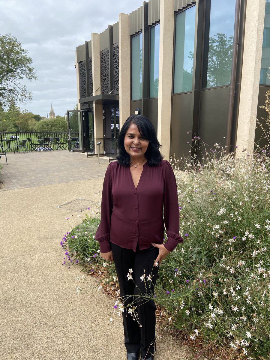 DrShubhaSandill's tweet photo. Leaving Oxford with new perspectives, frameworks &amp; plenty of ideas for the next chapter of my organization @LESF_ca including identifying transition challenges in terms of risks/opportunities &amp; pathways for chartering a future course of priority actions towards a green vision! https://t.co/oTrYuu57yr