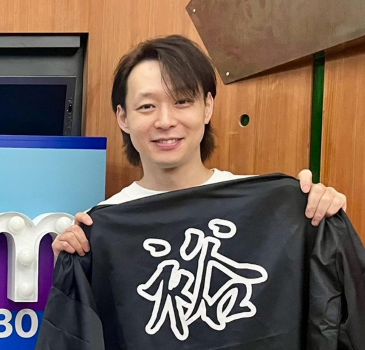 yuchi2024's tweet photo. 今年の夏も楽しかったね😃
来年もまた一緒に過ごせますように✨
パク・ユチョンでした♥️
　
ラジオ聴きながら二回泣いたのは
ワタクシだけじゃないはず！
 
時計と
ためらいヤバすぎる😭
 
もう！
一生ついてくから!!!

【第4回】ファンクラブ 2 周年記念イベントを振り返り！
https://t.co/cUfog9qywj https://t.co/LkpDsExkD0