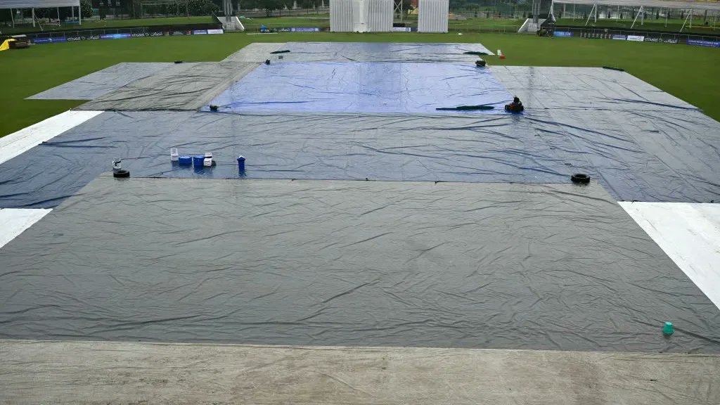 olympics28LA's tweet photo. 🏏 RAIN WATCH: ASIAN GAMES CRICKET

🇮🇳 India vs Sri Lanka
🇵🇰 Pakistan vs Bangladesh
🌧️

Will rain strike again — or will we finally get a full game?

🔴 LIVE weather + match status:
https://t.co/0XqGeZVVRi

#AsianGames2026 #Cricket #INDvsSL #PAKvBAN https://t.co/xjZDAiLhSd