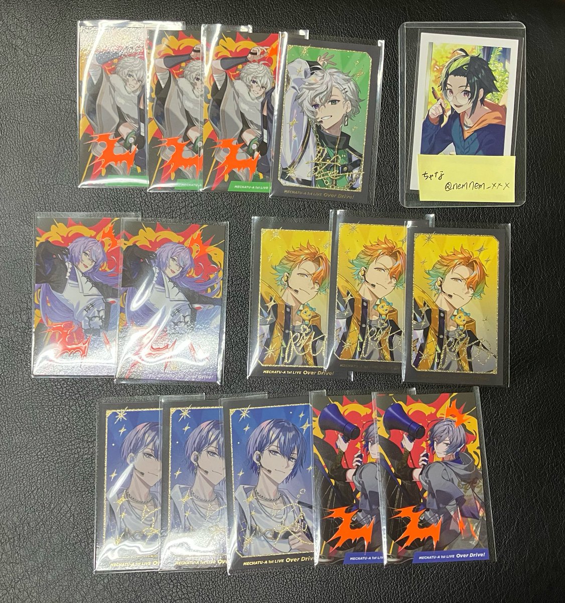 nemnem_xxx's tweet photo. 〖交換〗MECHATU-A 1st LIVE  “Over Drive!”  ランダムカード

求:💖
譲:画像参照

・同柄同士交換
・まとめて優先
・郵送のみ https://t.co/462xYjnlDY