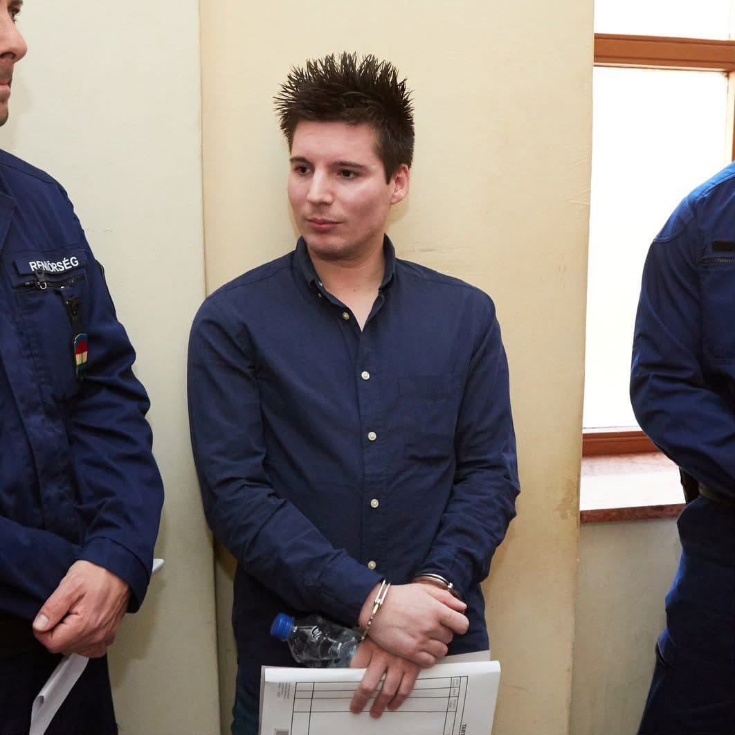 Hemmy_Lfc's tweet photo. 🚨 𝗕𝗥𝗘𝗔𝗞𝗜𝗡𝗚: The whistleblower who exposed the Manchester City situation says there is MORE. 

The hacker, Rui Pinto, is now in witness protection. He claims he has even more information. https://t.co/sIq8NEY6v4