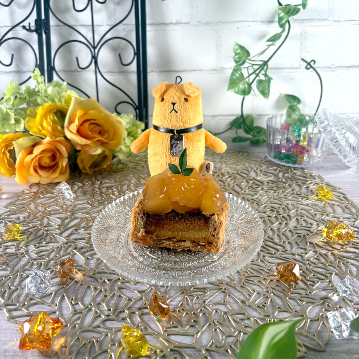 aliveinfo1's tweet photo. ☆本日は剣介誕生日⑥☆

剣「いや～、癒されたし、いっぱい笑ったし、最高の誕生日だな！」
昂「ふふ、喜んでもらえてよかった」
剣「でさ、思ったんだけど…」
3人「うん？」
剣「俺が空気清浄機みたいに皆を癒してるんじゃなくて、皆がこうやって俺をたくさん笑わせてくれるから、ただ自然体でいられるだけなんだよ」
涼「ケン…」
剣「皆がいてくれたから、最高の20代だった…ってまだ終わってないな。20代ラストイヤーも、その先の30代も、ずっと4人で音楽をやっていきたいな！」
涼「まったく…ケンは、呆れちゃうくらい真っ直ぐだよね」
衛「そこがケンくんのいい所だと思うよ」
昂「ふふ、そうだな。ケン、これからも皆で音楽を続けていこう」
剣「うん、これからもよろしく！そんで皆、今日はありがと！」

剣介、誕生日おめでとう！🎉✨

#八重樫剣介生誕祭2026