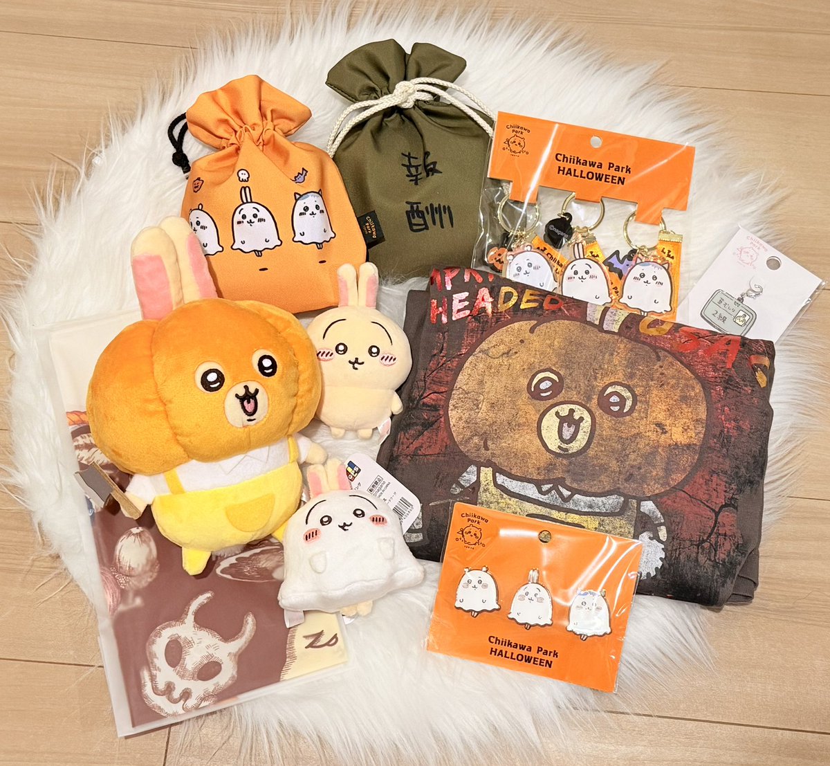 aidarinrin's tweet photo. ちいかわパーク、うさぎはなんとか買えた！
なぜか帰り道、東京ばな奈も買ってた笑 https://t.co/7e29eveSgG