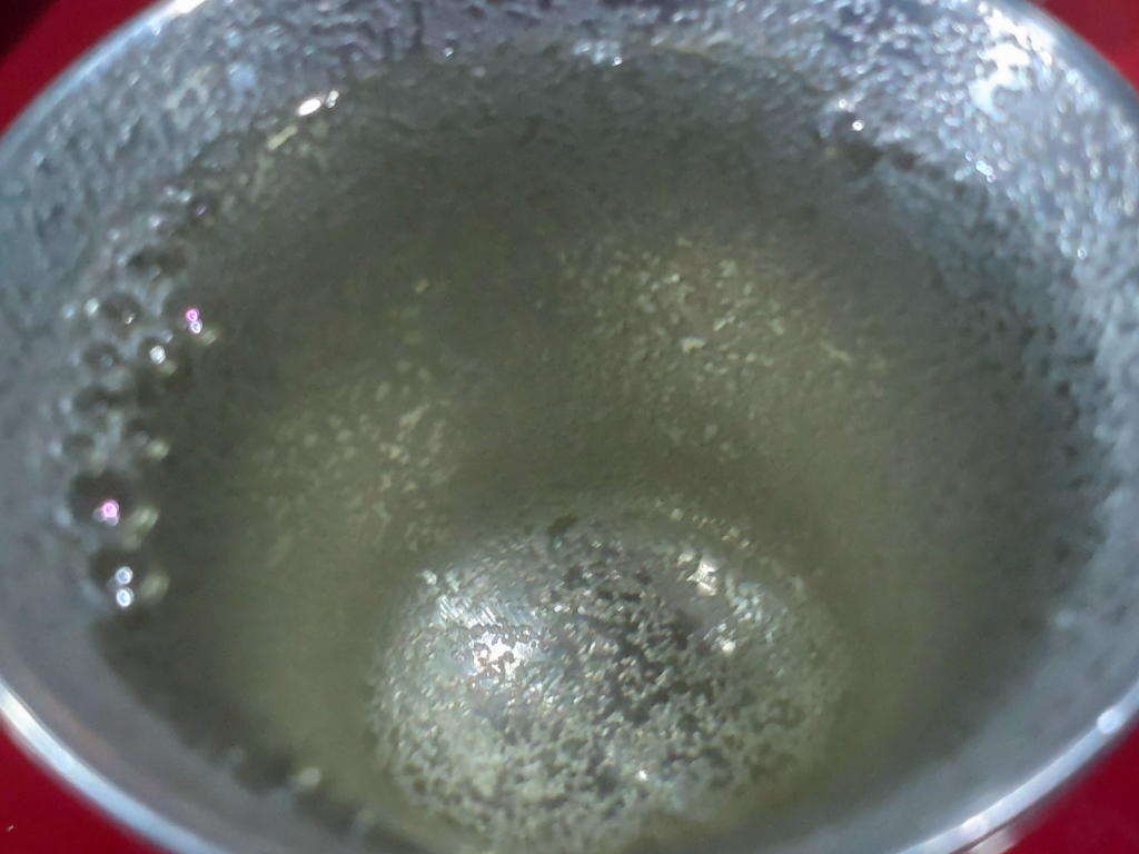 ttilabo's tweet photo. 金陵　楠神　御神木から採取した酵母を使用した、特別純米酒　口当たりはややすっきり目　常温だと甘さと絡みのバランスで旨口　呑み易く飽きない https://t.co/a8lJf3OABB