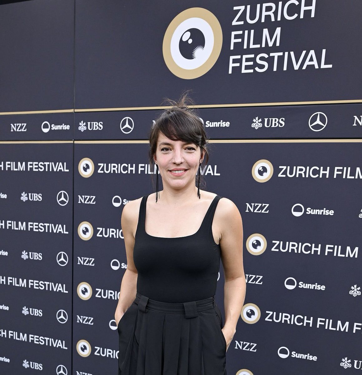 Rcoolmovies's tweet photo. Pinea Matoshi, director Blerta Basholli, Vlera Bilalli
Dua (film)
Zurich Film Festival
#PineaMatoshi #BlertaBasholli #VleraBilalli
@zurichfilmfest #ZFF2026
#ZurichFilms #ZurichFilmFestival https://t.co/BxH96igX4q