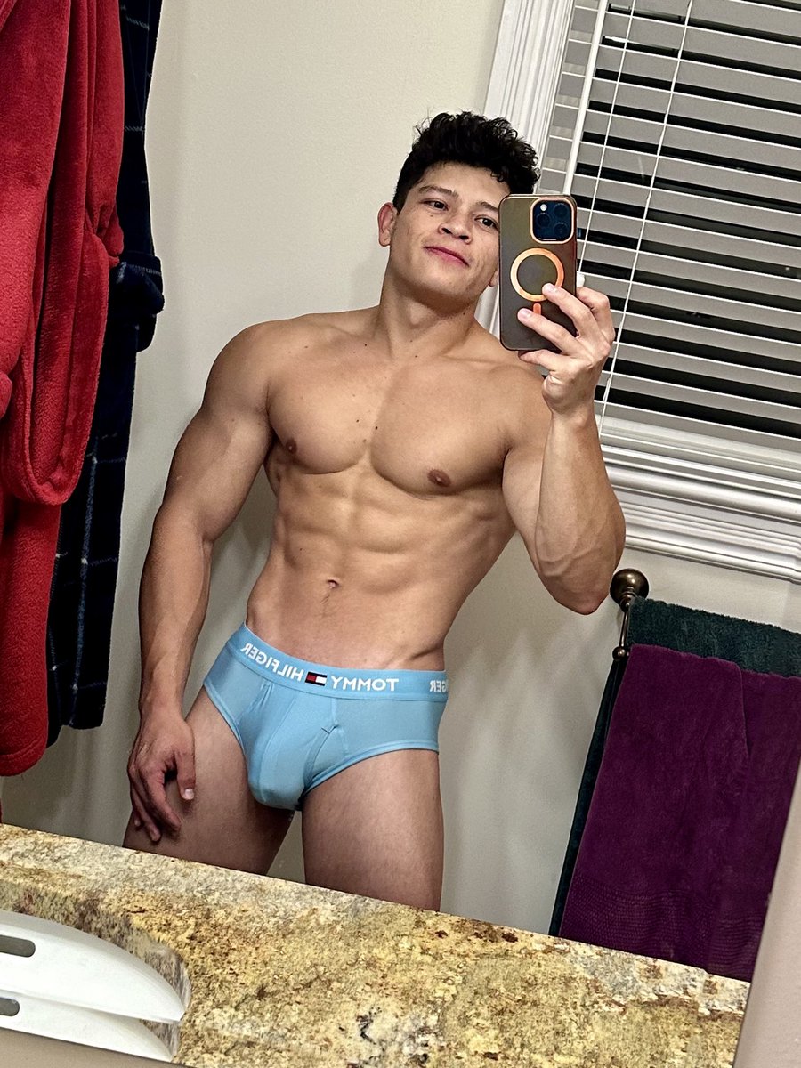 Steven6914's tweet photo. Morning!!! ☀️ 
Link in bio to see more 😈💦 https://t.co/j46ZI0KHpz