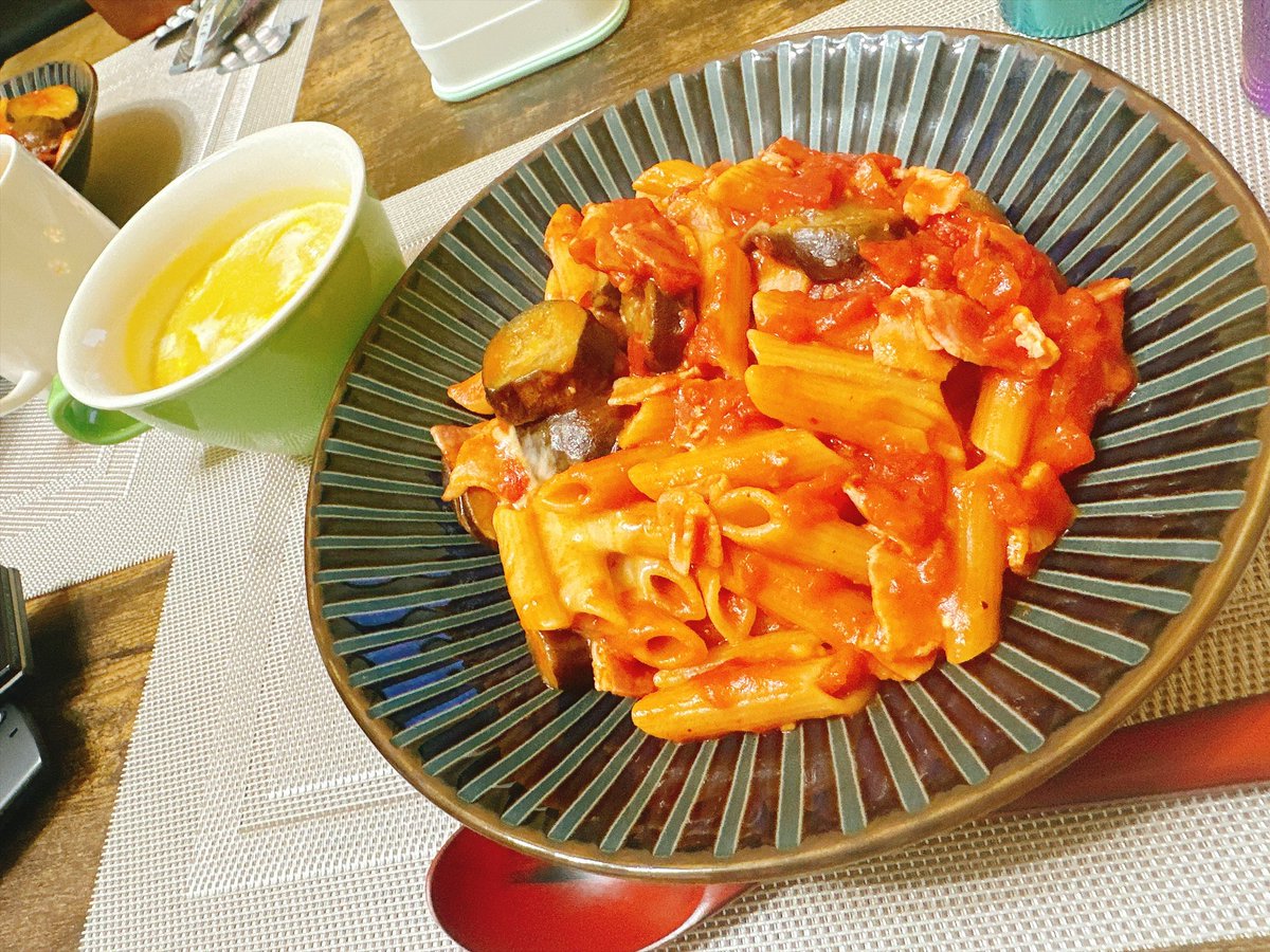 TrpgMomo's tweet photo. カフェっぽいご飯 https://t.co/eOrpoAoKb0