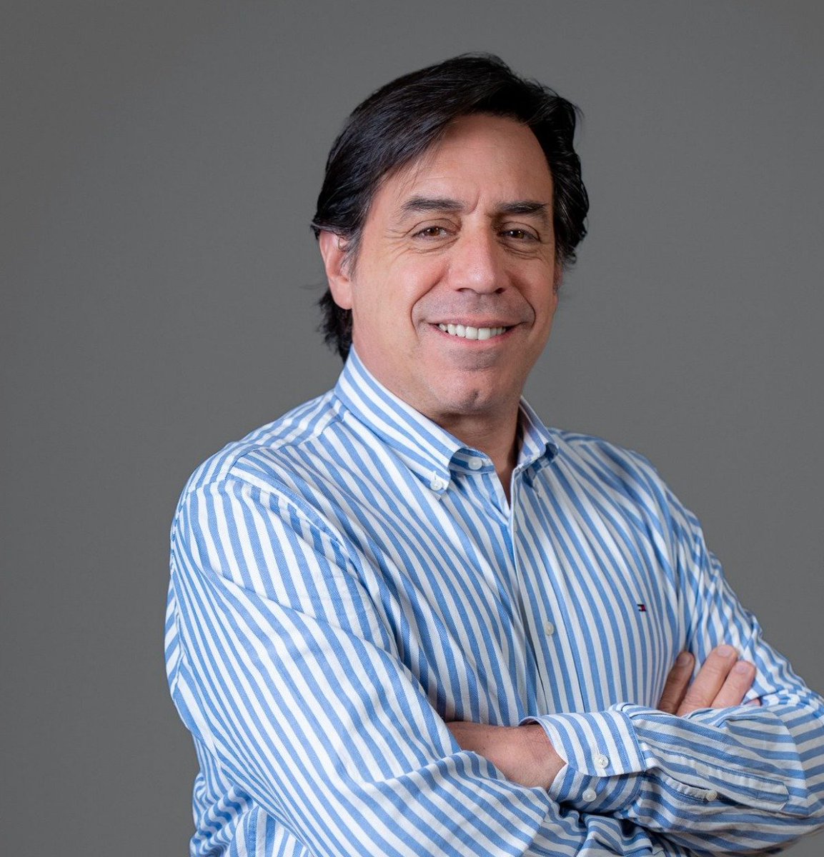 fenuchile's tweet photo. "El Presupuesto 2027 tendrá que resolver una tensión compleja: cómo aumentar la demanda agregada para ser eficaz en la creación de empleo sin poner en duda la sostenibilidad fiscal de Chile, ya debilitada significativamente por reformas previas", Guillermo Larraín, académico FEN. 

https://t.co/JpaQlGV0KW