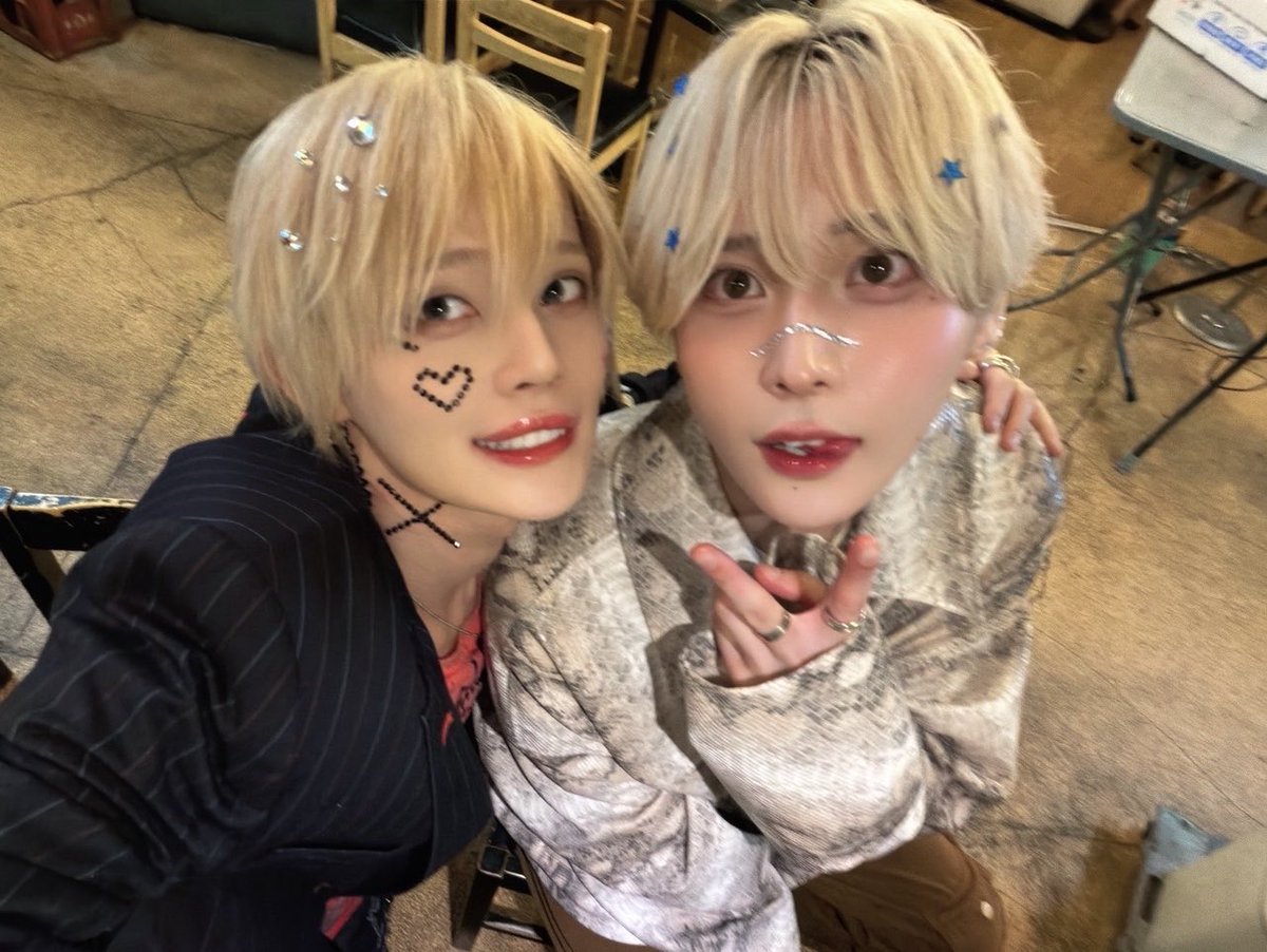 shunji_Zavage's tweet photo. 俺たちの事見てたでしょ？
君の好き顔に入れて？

あ、インスタもログインしていいよー？？ https://t.co/AI7Lrt59Lh