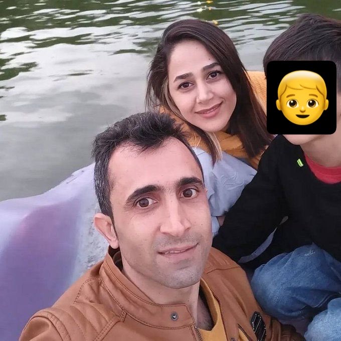 Jeanne2022Rev's tweet photo. ⚠️پدر رو‌کشتند و امروز مادر را بازدلشت کردند! امان از دل اون بچه!

بازداشت و بی‌خبری از مونا محمودیان در بابل
مونا محمودیان، همسر ابراهیم مصطفی‌پور، از جان‌باختگان اعتراضات سراسری ۱۴۰۴ در بابل، صبح سه‌شنبه ۷ مهرماه مقابل محل کار خود بازداشت شد.
تاکنون اطلاعاتی درباره نهاد بازداشت‌کننده، دلیل بازداشت یا محل نگهداری مونا محمودیان منتشر نشده است و خانواده و نزدیکان او همچنان از وضعیت و سرنوشت وی بی‌خبرند.
ابراهیم مصطفی‌پور، صاحب یک مغازه لوازم‌التحریر و اهل بابل، شامگاه ۱۸ دی‌ماه ۱۴۰۴ در محدوده چهارراه شهربانی این شهر هدف شلیک گلوله قرار گرفت و جان باخت. او متأهل و پدر یک فرزند پسر بود.
ادامه بی‌خبری از وضعیت مونا محمودیان، نگرانی‌ها درباره شرایط او و محل نگهداری‌اش را افزایش داده است.
#مونا_محمودیان #ابراهیم_مصطفی_پور