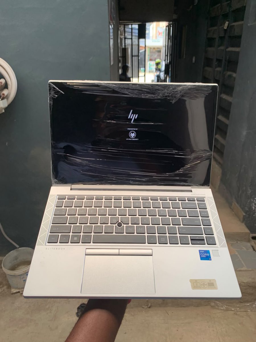 plugcoregadgets's tweet photo. HP EliteBook 840 G8
• Core i7 11th Gen
• 16GB RAM / 512GB SSD
• 14" FHD Touchscreen
• Backlit Keyboard
• Facial Recognition
• Intel Iris Xe Graphics
• Wi-Fi 6
• Thunderbolt 4 + HDMI

🏷️ ₦620,000

Available at PLUGCORE GADGETS HUB https://t.co/7IDuLvlBEp