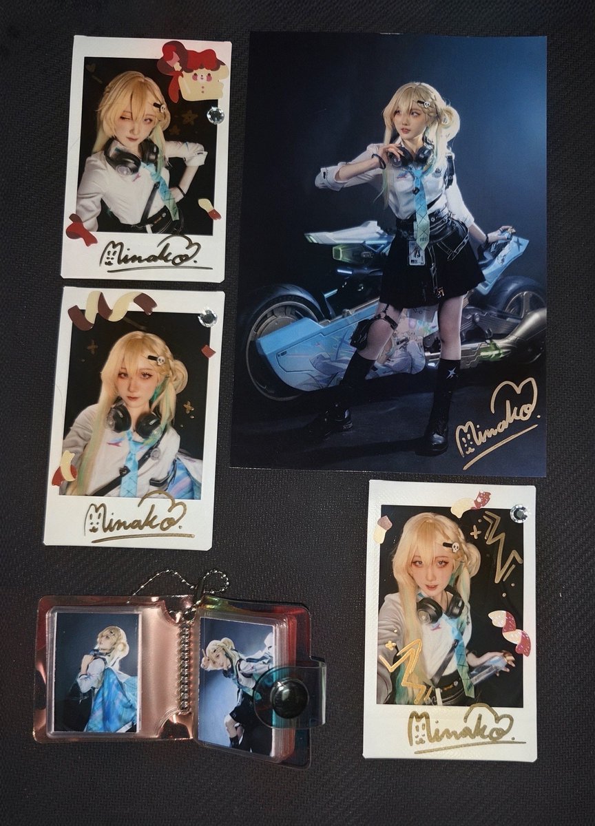 MasrurNazim's tweet photo. @Mmajimee
My parcel finally arrived! 🥹💕✨
I couldn’t stop smiling while unboxing! And there were even some little souvenirs for me 🥺💖
Everything is so precious, I feel so blessed! You really made my day~ 🌸✨
Thank you so much for your kindness! I’ll continue supporting you https://t.co/IGdZjLslQT