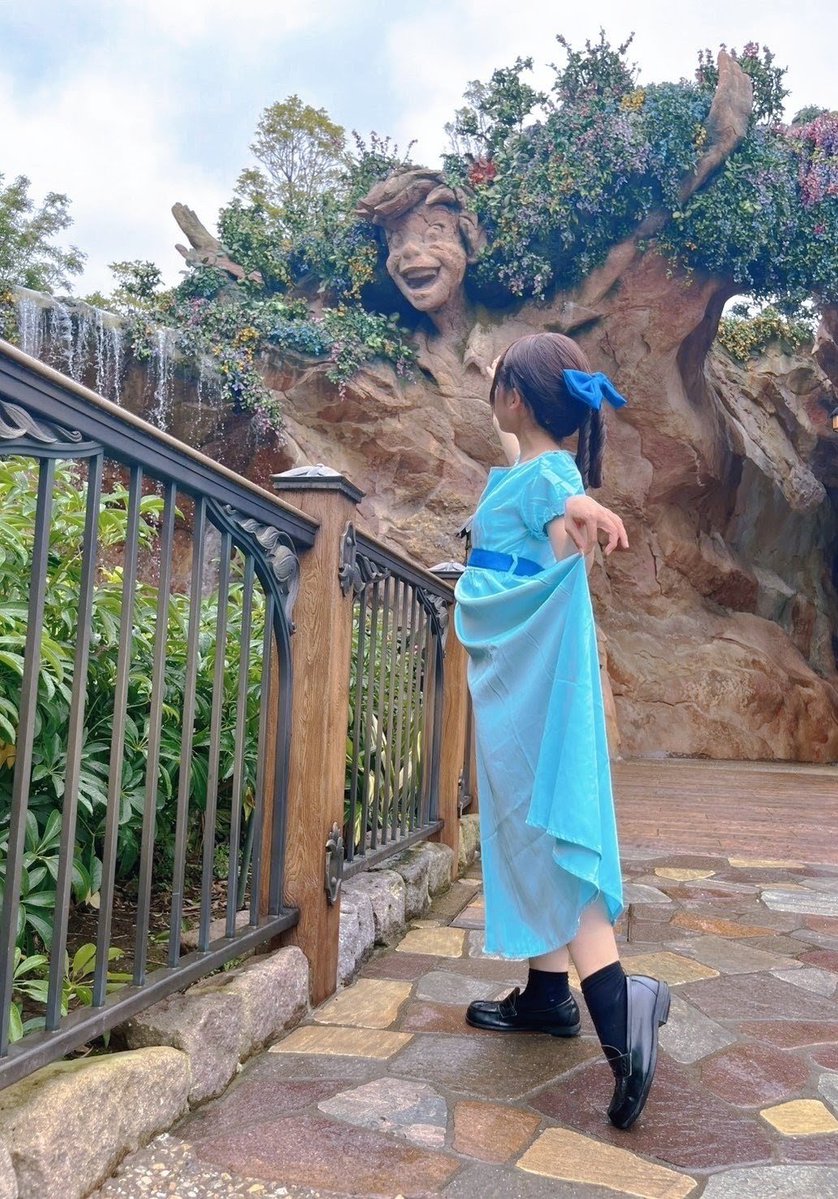 nanano_httm's tweet photo. ピーターパンとのツーショット🫶

 #Dハロ仮装2026 https://t.co/VfmteStBRn