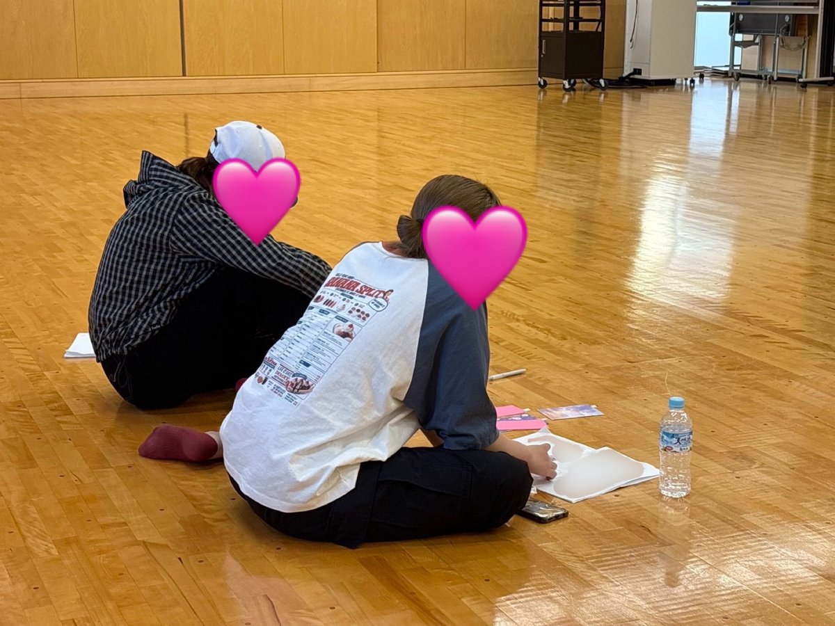 engeki_kwu's tweet photo. 🍀おるてん便り✉️

新学期初稽古！
寒暖差に負けず元気に活動中です💪
（4枚目参照）

🍀10/24・10/25 『幸便に託して』
✉️ご予約はこちらから！
▷https://t.co/8ML5qWf1HV

#劇団オルテンシア
#おるてん便り https://t.co/8aHJrsp1Ug