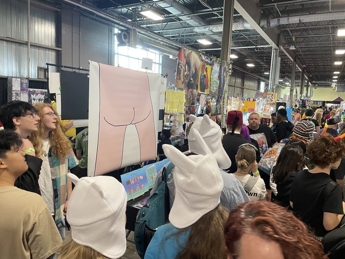 WillyBumBumWBB's tweet photo. "The Fine Art of Willy Bum Bum" featured at London, Ontario's Comic Con last weekend! $BUM https://t.co/Jn2pxLVYZU