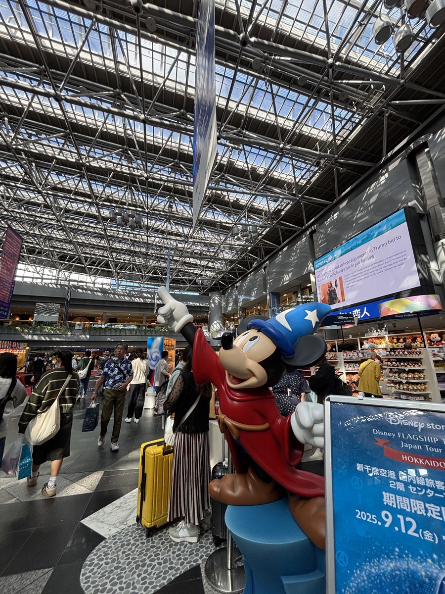 ayashio_1135's tweet photo. 去年の今頃は何をしてたかなぁと見返したら、どうやら札幌でミッキーを見ていたらしい
今年はまだ1回しか渡道してないや、、

#札幌  #CTS #ミッキー https://t.co/6SD3B9DBGy