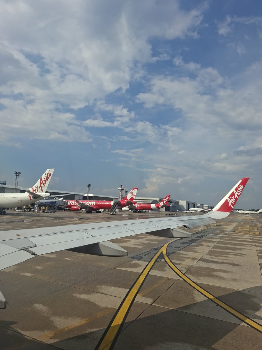 Nrrris's tweet photo. Kuala Lumpur, here I come. https://t.co/NGjjGgjhfl