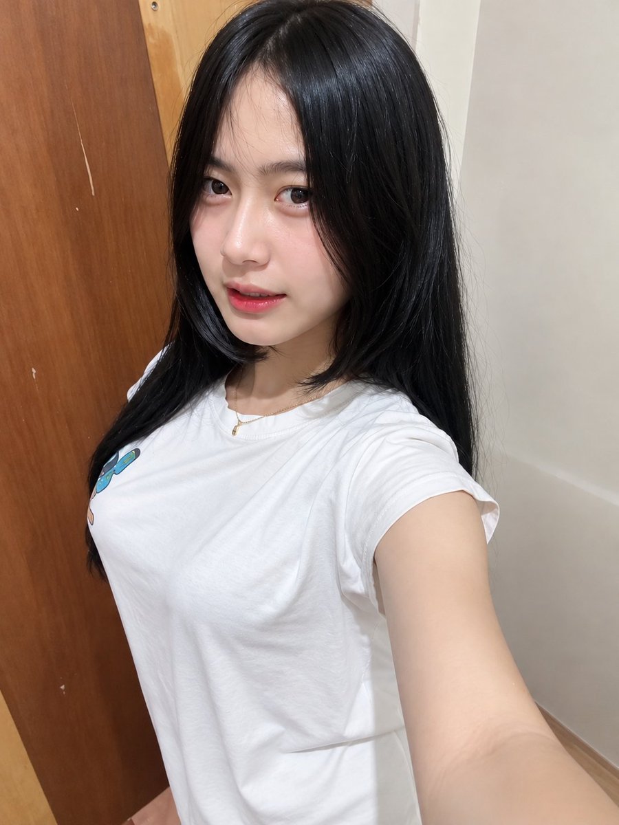 cwiuxy's tweet photo. dii sebarr temen nihh🔥
https://t.co/dzzdTYR6Vi https://t.co/bGhquyCiIh