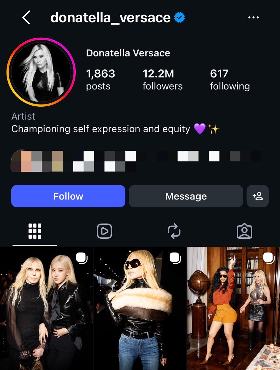 urnumberones's tweet photo. Donatella Versace posted photo of herself with #ROSÉ on her Instagram (she is creative director and one of the most iconic figures behind Versace) https://t.co/hEpjshupqZ