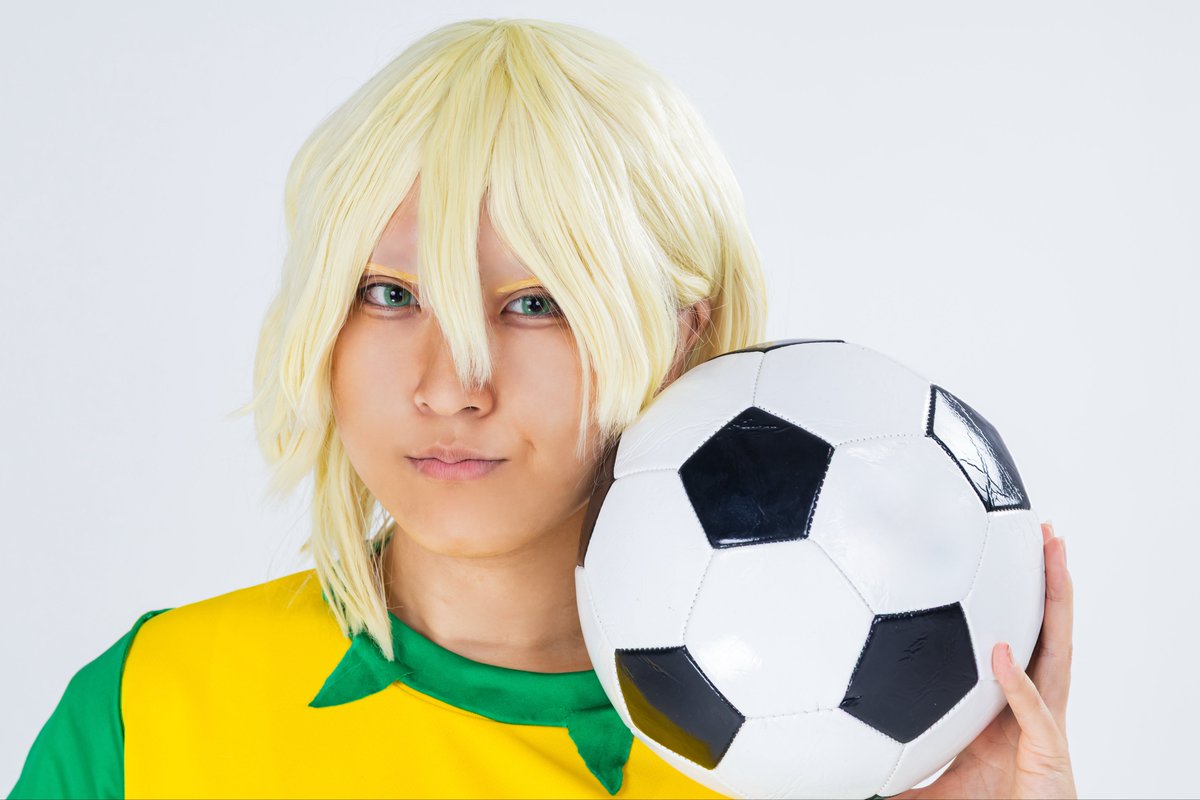 OISHI_TAN0SHI_'s tweet photo. Cosplay／⚡️⚽️ #真っ直ぐ走れよ横揺れイレブン0905 

オーストラリアの海男🌊⚽️ https://t.co/Hc6DIbuhfi