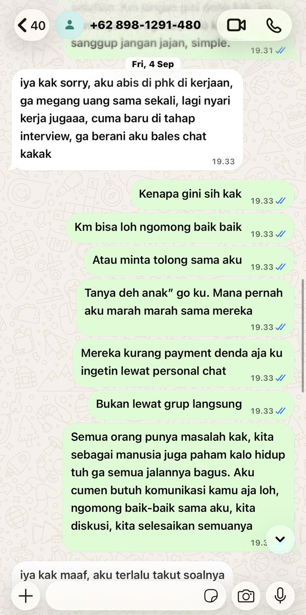jwskywong's tweet photo. Karena tak kunjung mendapat jawaban, ditanggal 4 September pihak kami memberikan peringatan. (Beberapa bukti bahwa ybs sempat list banyak merch) setelah itu chat kami di bales https://t.co/xXxNw60tqr