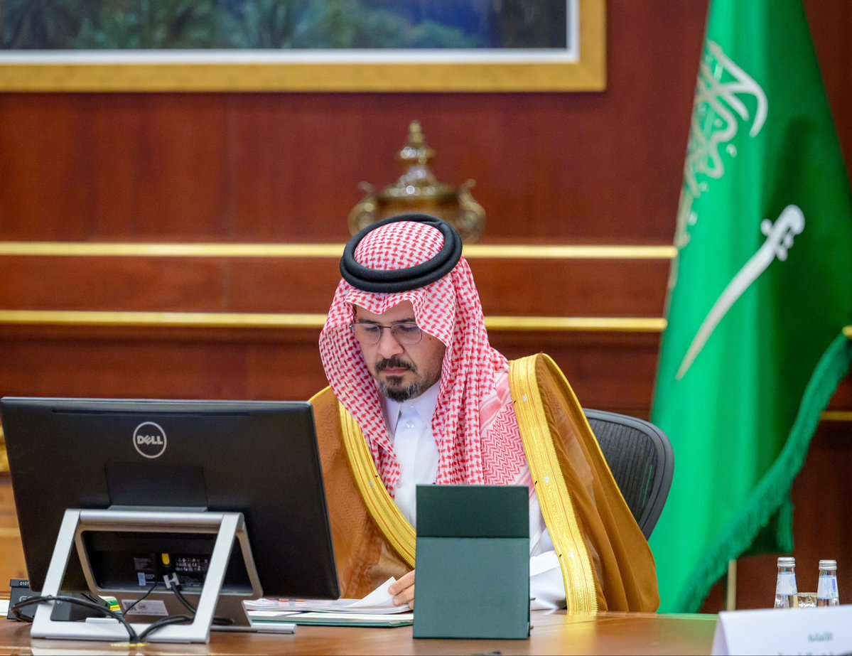 imarat_almadina's tweet photo. سمو أمير منطقة #المدينة_المنورة #سلمان_بن_سلطان يؤكد أهمية دور مجلس المنطقة في تلمس احتياجات الأهالي ومتابعة المشاريع التنموية، بما يسهم في تحسين جودة الخدمات وتلبية تطلعات سكان المنطقة وزوارها. https://t.co/CDZprRUG20