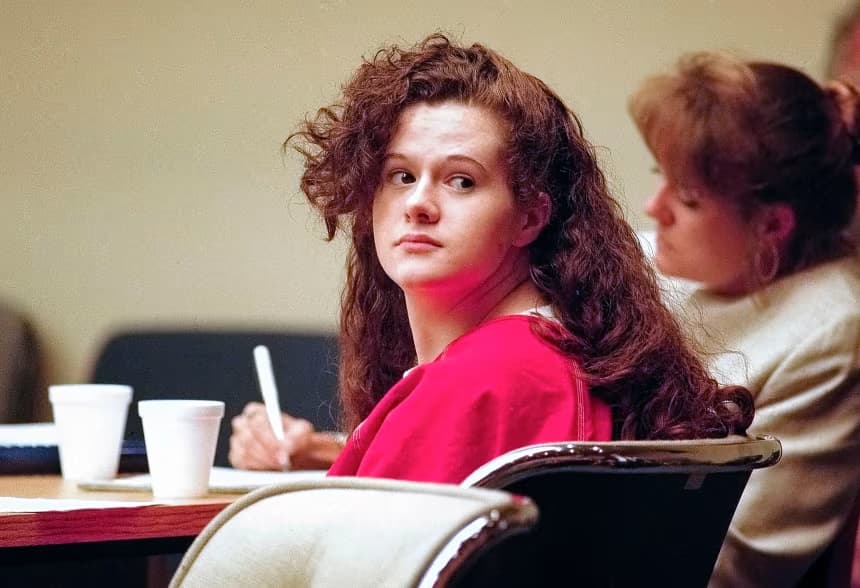 Old_SchoolEddie's tweet photo. After 30 years on death row, Christa Gail Pike is set to die today in Tennessee for what she did to 19-year-old Colleen Slemmer in 1995.

Pike was 18. 
She and two others lured Colleen into the woods, cut her, beat her with a chunk of asphalt, carved a pentagram into her chest, and Pike kept a piece of her skull as a souvenir. 😱 

Colleen’s mother has waited three decades for this sentence to actually happen.

If it goes forward, Pike will be the first woman executed in Tennessee in more than 200 years.

A long wait is still not the same as forgetting the girl who died. 

Colleen Slemmer’s life mattered. 

Her name should not get buried under all the noise about the woman who took it.

Pray for Colleen’s family. 

Pray for the people who have to carry out the sentence.

And yes, pray that Christa Gail Pike has truly repented before she stands before God.

---

The photo below shows Christa Pike at a hearing for a new trial on January 12, 2001.