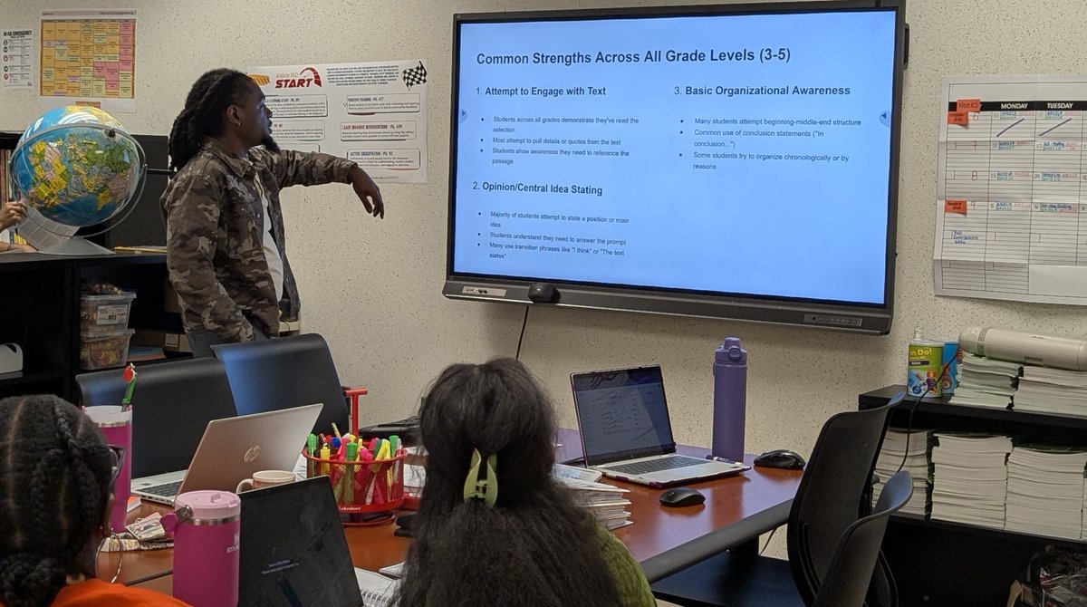 emytomita's tweet photo. Chunk #data #newknowledge Reduce cognitive load. Deepen understanding. Spark action! CBPL helps teachers turn #ECR data into focused strategies, leaving with tools & a plan ready for the tier 1 instruction! โ๏ธ๐ก #CBPL #LiteracyCoaching #DataToAction #teachervoice #45min https://t.co/xay65Yzq49
