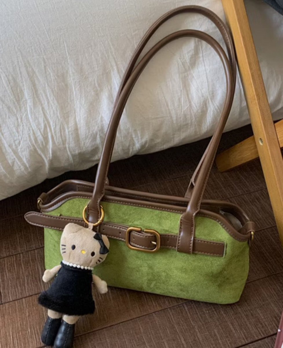 1810cat's tweet photo. SUKA BANGET COMBO WARNA TAS INI — CHOCO AVOCADO 🥑🍩🫶🏼 https://t.co/mGdm8NMzZC