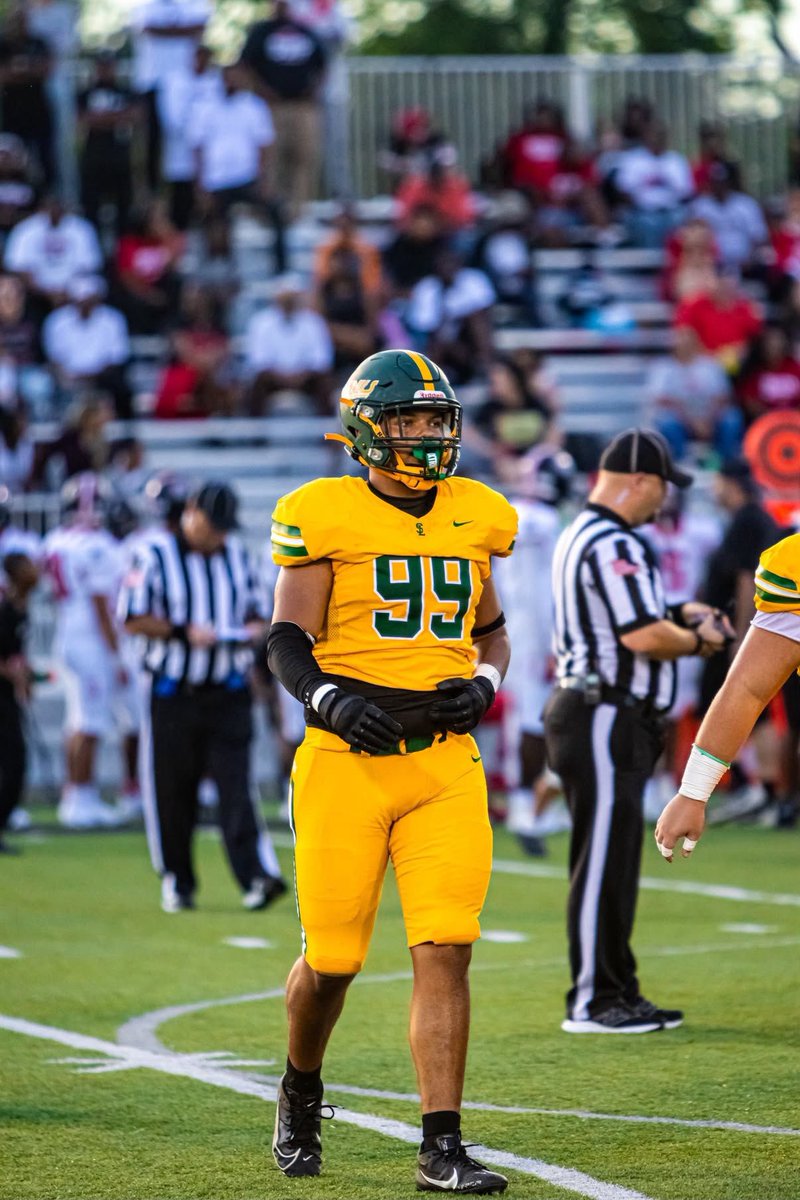 AaronDiggs61's tweet photo. Mid-season Film❗️
DE/DT
4.5 gpa 
5-0

Film⬇️
https://t.co/9sDXy6jk5U

@CoachStorino @Ianthom32 @CoachNolte @PA_TodaySports @WPIAL_Insider https://t.co/oPga46mgXv