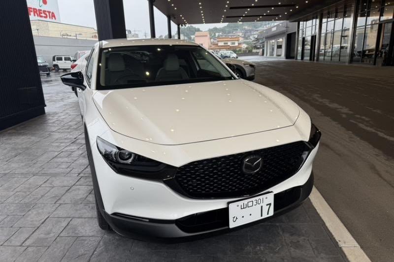 YamaguchiMazda's tweet photo. 試乗車のご案内☆彡【岩国店】
CX-30 AirEdition  スノーフレイクホワイトパールマイカ

商品改良に伴いNEW試乗車です♩

詳細はこちら☆...
[続きを見る]⇒ https://t.co/AaLtjTuNf3

#山口マツダ #MAZDA #山口 #マツダ #CX30 #試乗車 https://t.co/lyMUUPMa5O