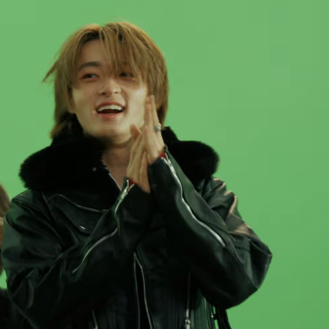 crhskk2mk's tweet photo. ありがとうございますパチパチをおさえていたカメラ担当さんに感謝いたします https://t.co/6eVBc0xZmW