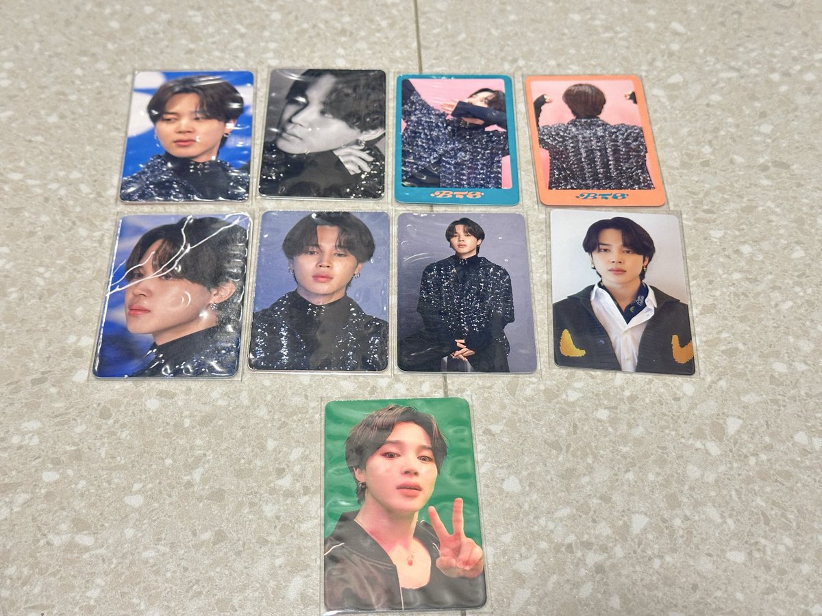 NWenur's tweet photo. Update PC dicon yg masih avail #wts #btsarmy #btspc #BTS_WORLDTOUR_ARİRANG https://t.co/8odgqgEO1X