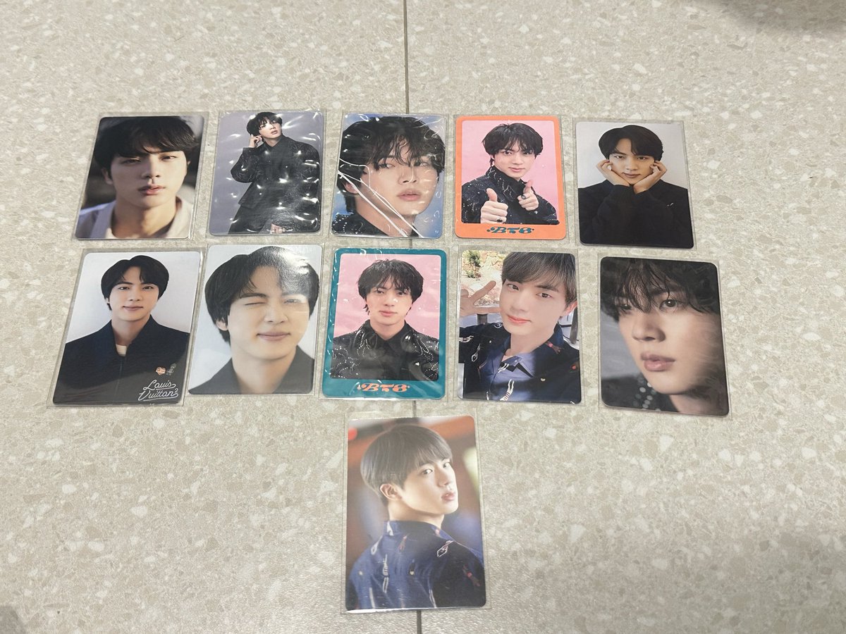 NWenur's tweet photo. Update PC dicon yg masih avail #wts #btsarmy #btspc #BTS_WORLDTOUR_ARİRANG https://t.co/8odgqgEO1X