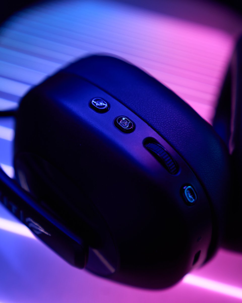 havit_brasil's tweet photo. FALTAM 3 DIAS

Prepare-se para conhecer o próximo nível da experiência gamer com a HAVIT 🎧⚡
Nos vemos em 3 dias.

#HAVIT #HAVITBrasil #LegendSeries #BGS2026 #BGS #BrasilGameShow #GamingBrasil #GamerBR #SetupGamer https://t.co/xkBlkSfqVY