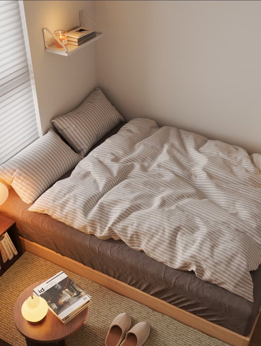 skyecorner96's tweet photo. my room https://t.co/o8T8MmkUh5
