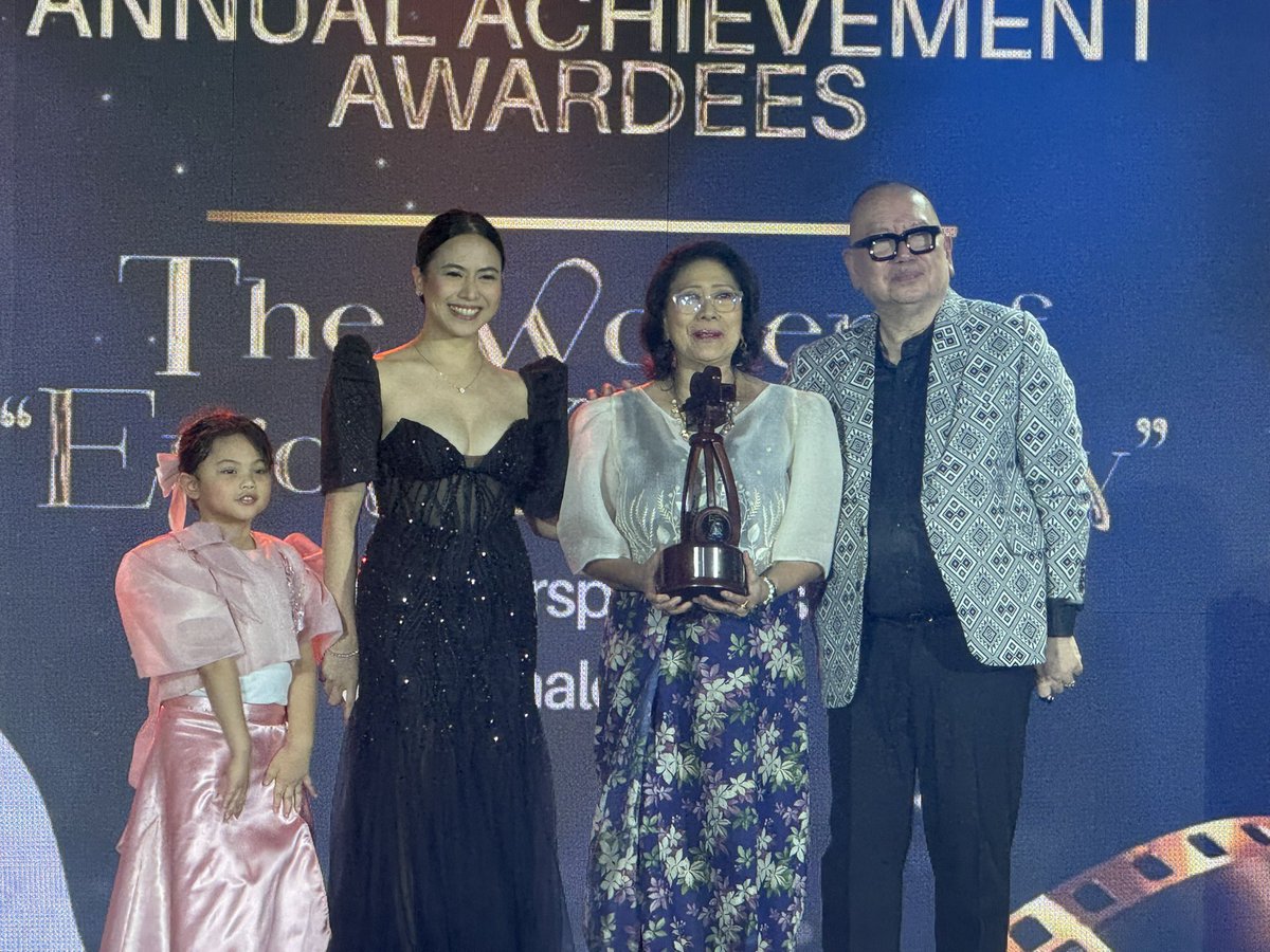 mjfelipe's tweet photo. LOOK: Ruby Ruiz from Filipino-Australian production 'First Light', and the women of 'Enjoy your stay' - Mercedes Cabral, Anna Luna, Irma Adlawan, Donna Cariaga, Madeleine Nicolas and Hasmine Killip - all received Annual Achievement Awards from the FDCP. https://t.co/MZTHsESYd1