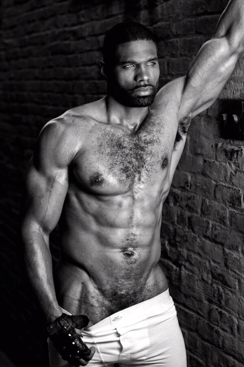 Jon_Royale's tweet photo. Those lips, those eyes, that body.... https://t.co/su3LG3lFcf