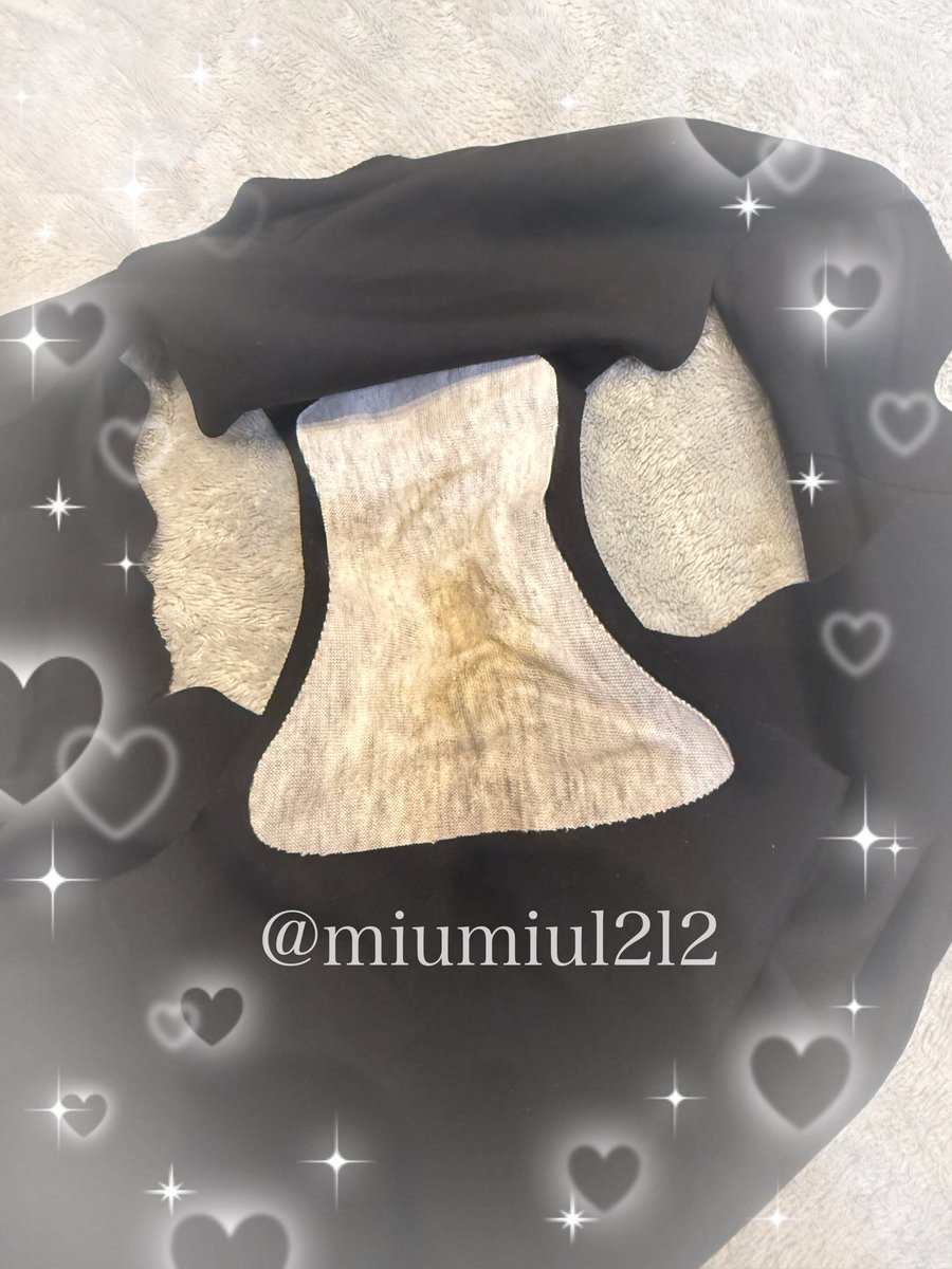 miumiul2l2's tweet photo. 覚えていただいておりますでしょうか🥹
お久しぶりのゲリラ販売です🎀✨
シンプルで生地がサラサラな
シームレスショーツになります🩷
送料込み1800円です🙇🏻‍♀️🩷
DMお待ちしてますっ( ˊᵕˋ )✩‧₊˚
#パンツ売ります #下着売ります #売り子 https://t.co/fAyVFRfNtn