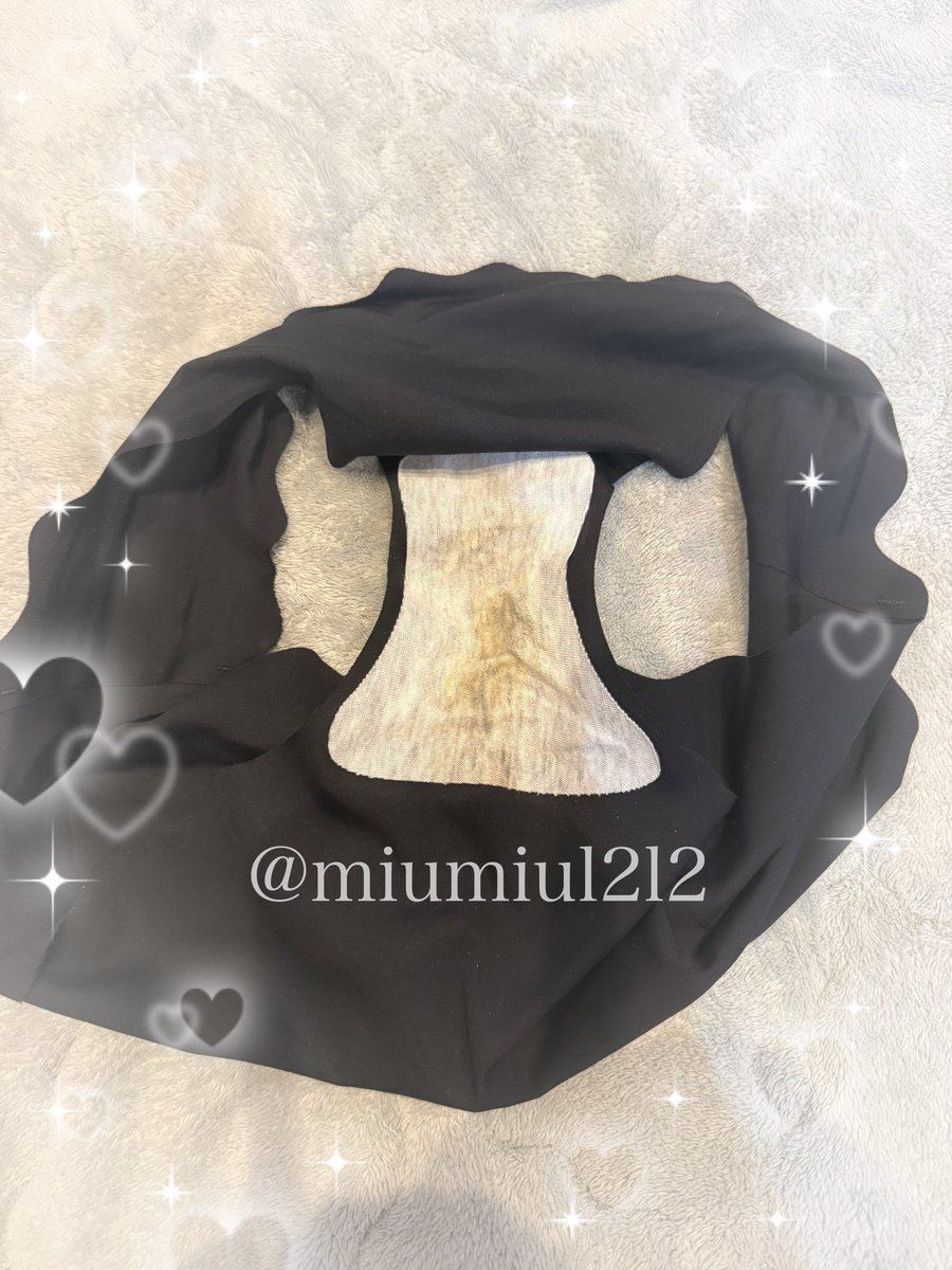 miumiul2l2's tweet photo. 覚えていただいておりますでしょうか🥹
お久しぶりのゲリラ販売です🎀✨
シンプルで生地がサラサラな
シームレスショーツになります🩷
送料込み1800円です🙇🏻‍♀️🩷
DMお待ちしてますっ( ˊᵕˋ )✩‧₊˚
#パンツ売ります #下着売ります #売り子 https://t.co/fAyVFRfNtn