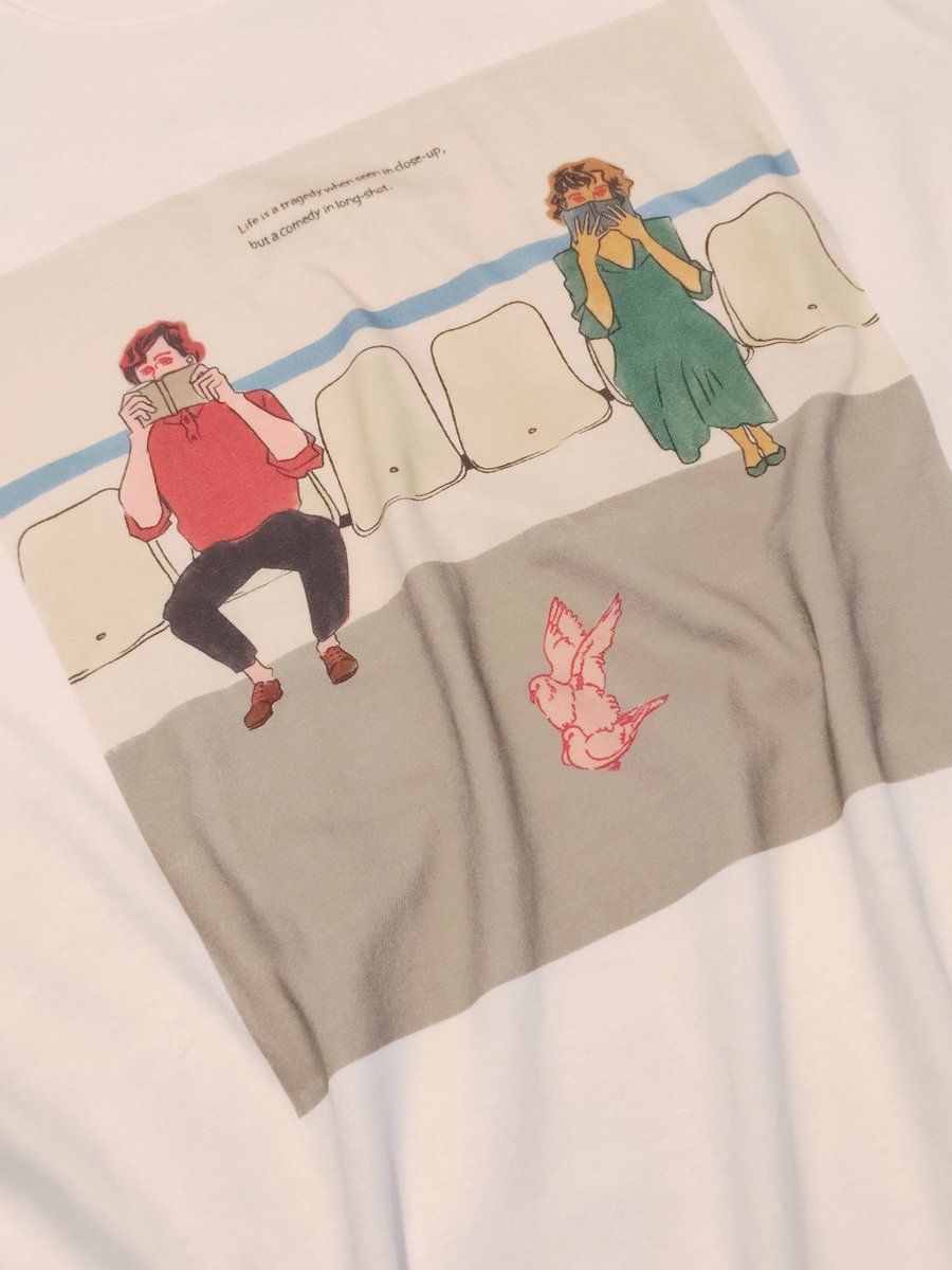 WMuuko's tweet photo. やっとTシャツ作りました！
「駅」M/Lサイズ
去年は10月でも暑くて半袖だったのに…どうして今年は寒いんだぁァァァ〜待ってよ夏。
#Tシャツ
#寒い
#待ってよ夏 https://t.co/zOkLFhUCOb