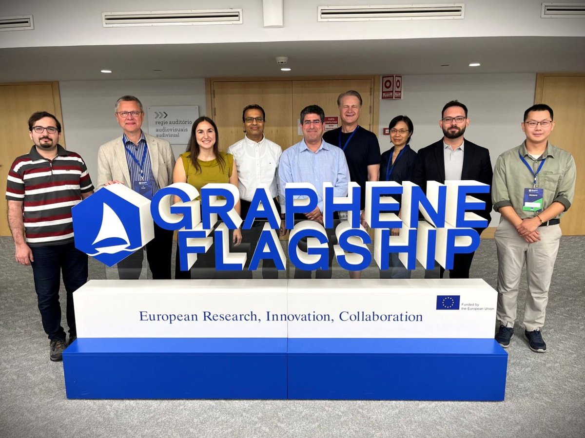 2DSPINTECH's tweet photo. Graphene Week in Porto was a thrill! Thanks a lot @GrapheneEU, all of the attendees, and our devoted project crew who made it a week to remember! Let's keep spinning💫 https://t.co/26x65uv3g1