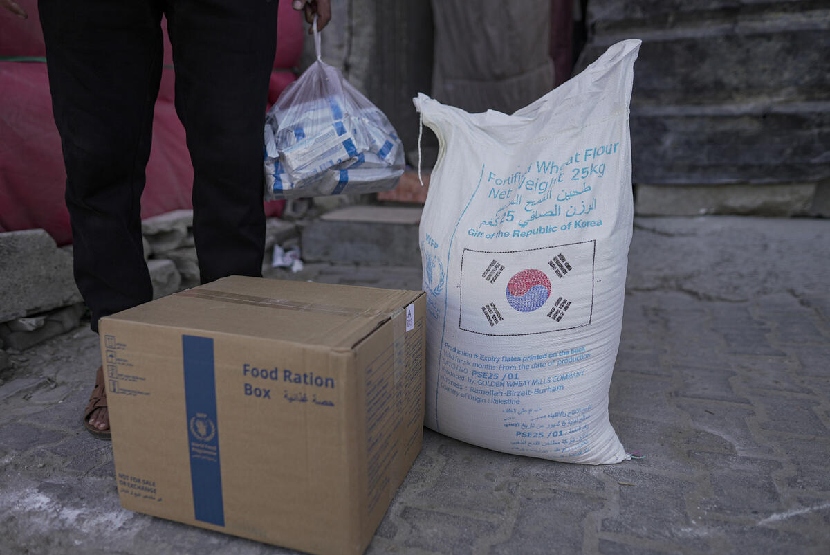WFP_MENA's tweet photo. The government of the Republic of #Korea has provided USD 5 million for food assistance in #Palestine.

This contribution will help WFP provide vital cash-based food assistance to over 100,000 conflict-affected Palestinians in #Gaza and the #WestBank.

🗞️ https://t.co/28ghrNqsm8 https://t.co/CxkXc3UzYn