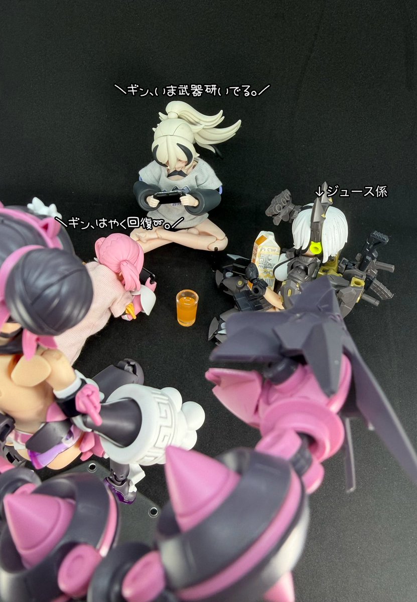 XDB_1897's tweet photo. ロン、洗礼を受ける。

#メガミデバイス https://t.co/uIJUwILqxR