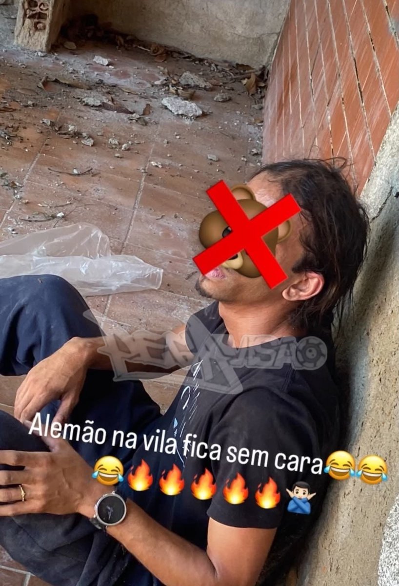 pegavisaorjnews's tweet photo. TREM, CHEFE DO BARRO VERMELHO, TERIA ORDENADO EXECUÇÃO DE MOTORISTA DE APLICATIVO EM GRAMACHO

O chefe do Barro Vermelho, em Gramacho, Duque de Caxias, teria ordenado a execução de um motorista de aplicativo após ele entrar na comunidade. A motivação estaria relacionada ao fato de o motorista morar em uma área dominada por uma facção rival.