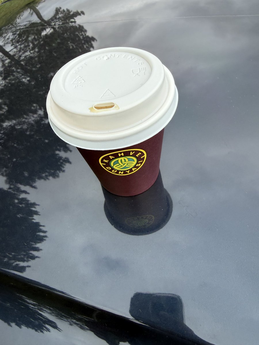 Ennkiiduu's tweet photo. Yol üstü kahvesi…☕️ https://t.co/twcJz0APUO