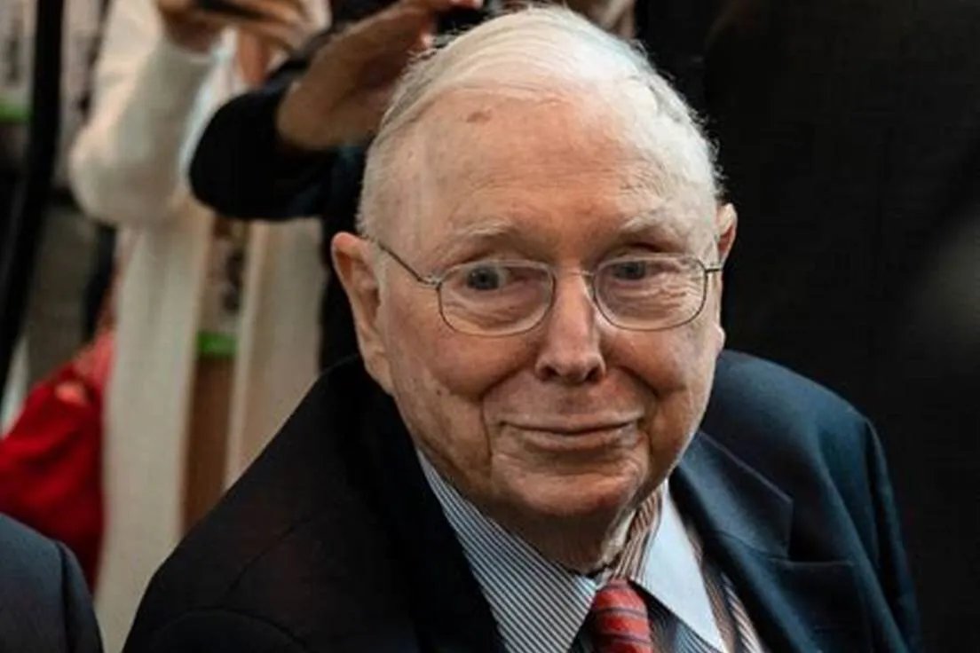 QCompounding's tweet photo. "Everyone is trying to be smart, I'm just trying NOT to be stupid." - Charlie Munger.

Here are 10 stupid things you should avoid in investing

1. Don't have a plan https://t.co/mbwjAaTghF